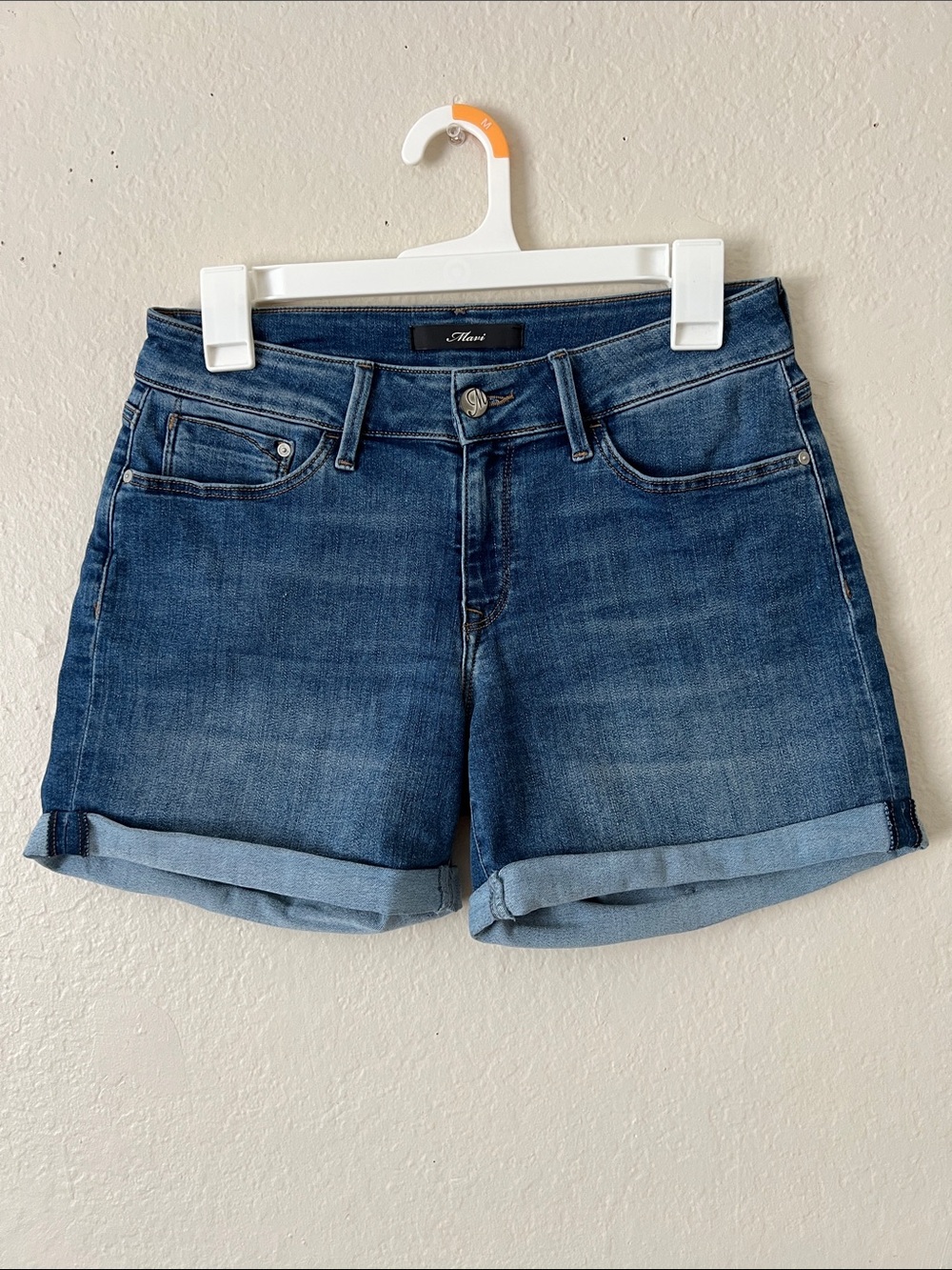 EUC MAVI Sara Mid-Rise Cuffed Stretch Denim Shorts in 28